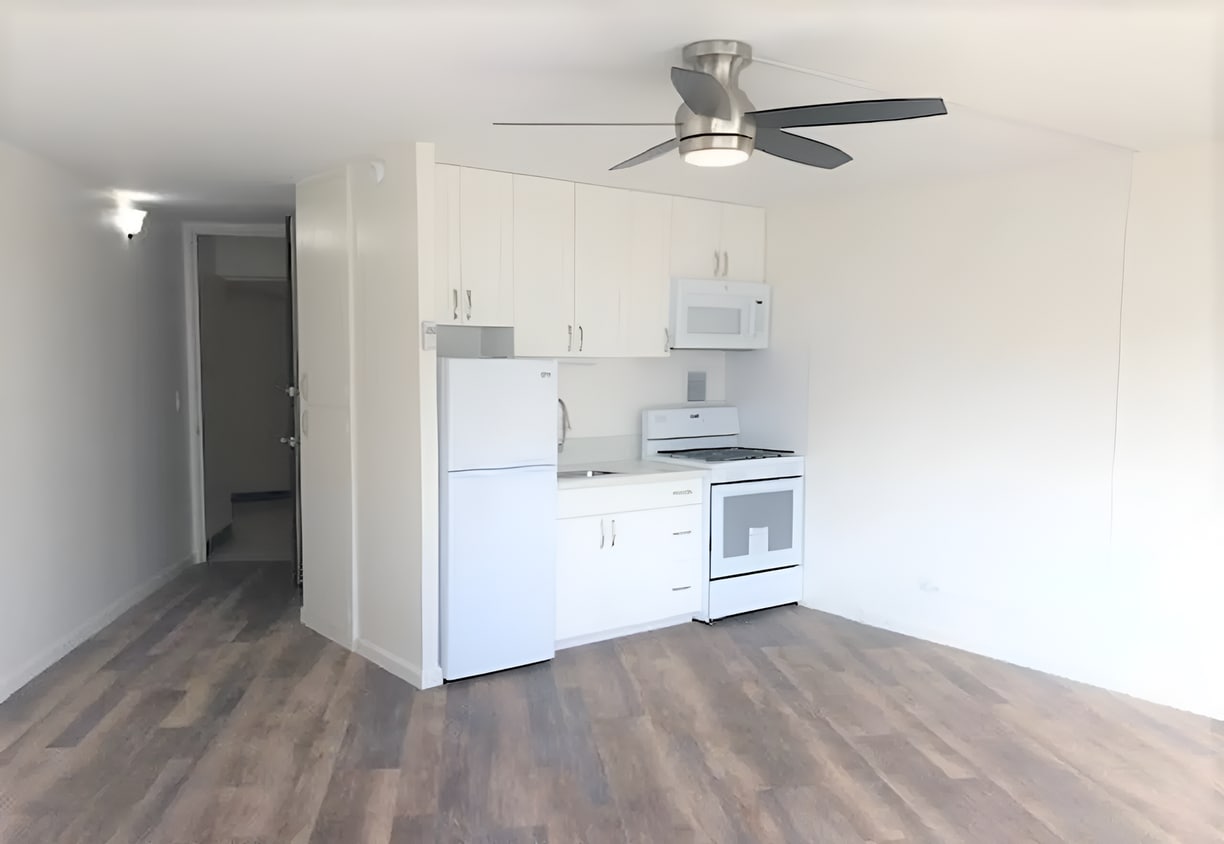 Studio / 1 Bath Unit at Holiday Village - Studio / 1 Bath Unit at Holiday Village