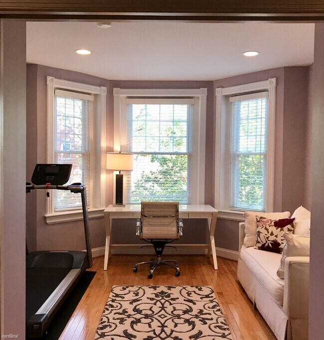 Foto del edificio - 2 br, 2 bath Condo - 1826 13th Street Nort...