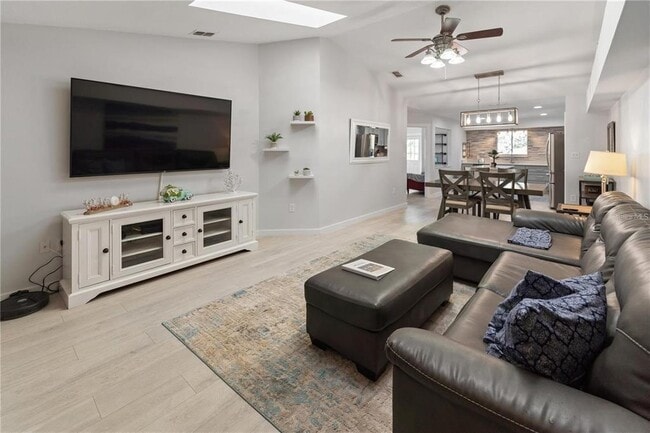 Building Photo - 1820 Rumar Ln