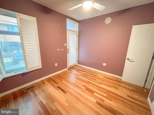 Foto del edificio - 149 W Laurel St