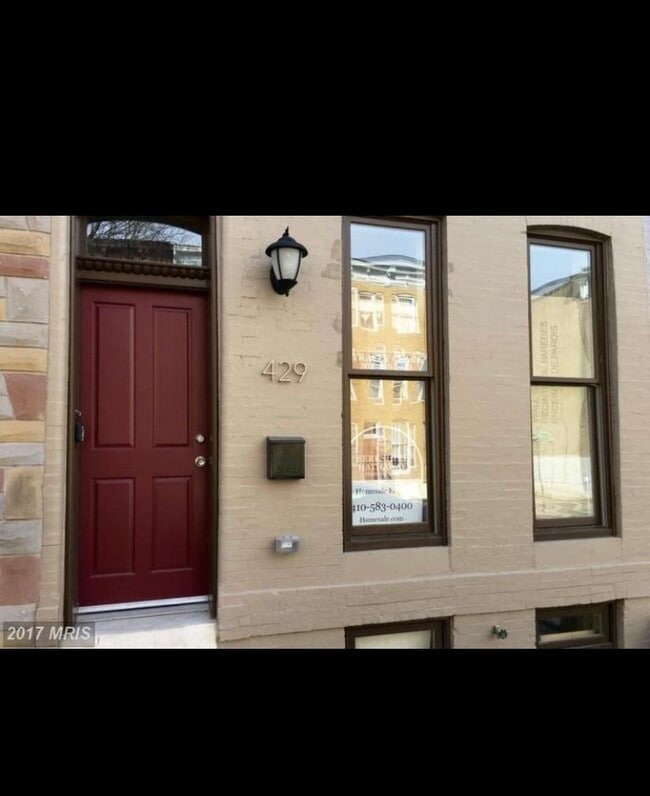 Building Photo - 429 E Lanvale St