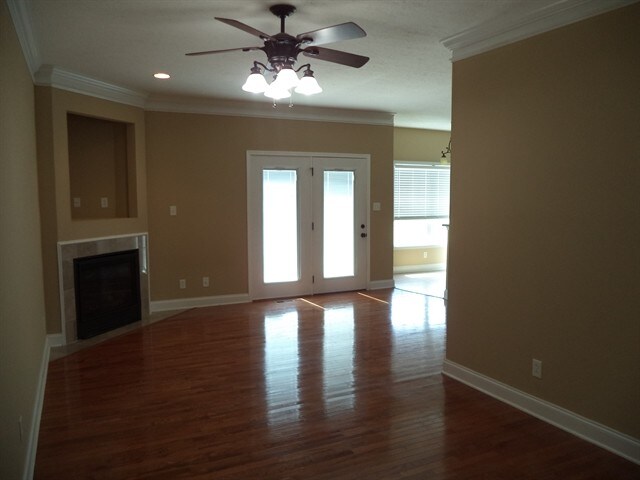 Foto del edificio - 2115 Country Brook Lane