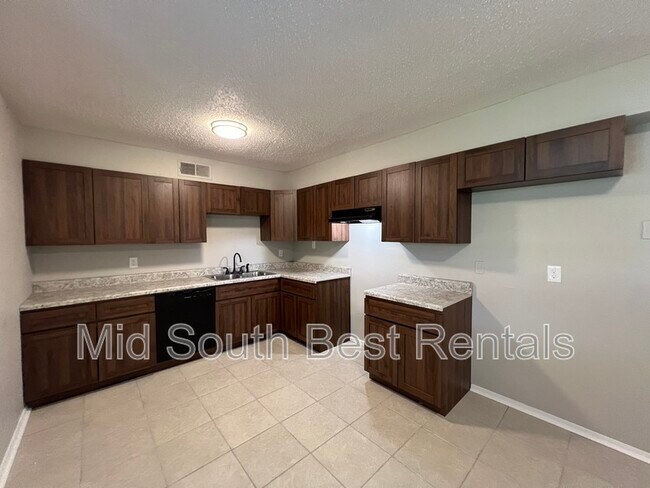Building Photo - 4783 Bluff Wood Cove