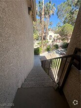 Building Photo - 1830 N Buffalo Dr