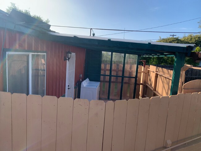 Foto del edificio - 6842 Kramer St