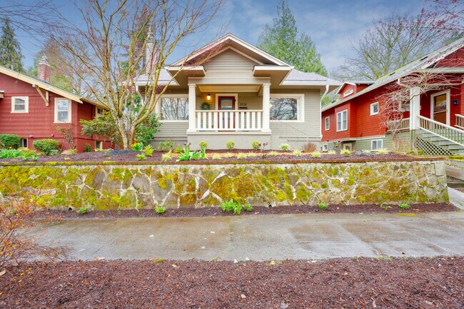 Building Photo - 2126 NE 50th Ave