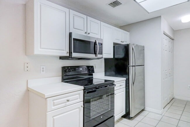 Foto del edificio - 2806 Veronia Dr