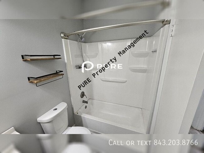 Foto del edificio - 364 Holly Ave