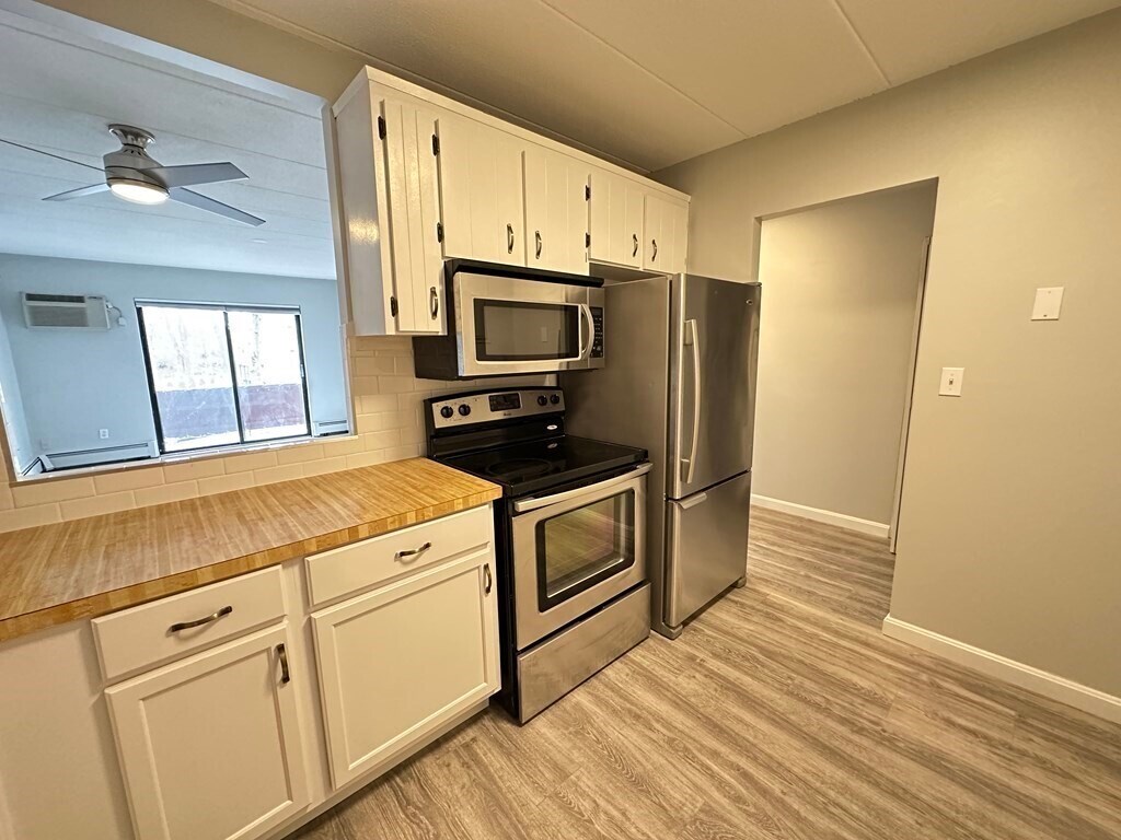 435151 Albion St Unit A8, Melrose, MA 02176 Condo for Rent in