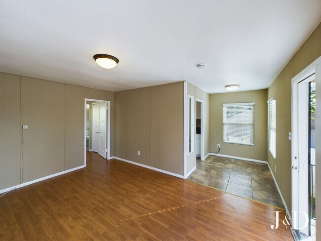 Building Photo - Property with Spacious Units, Private Outd...