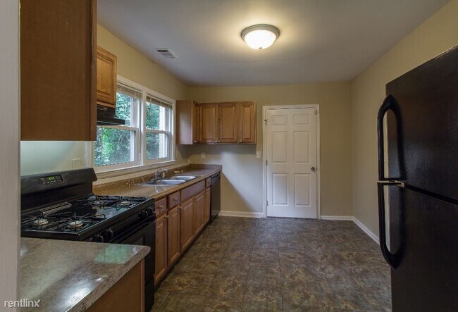 Foto del edificio - 1802 S Gordon St SW