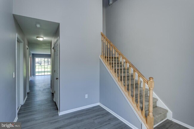 Building Photo - 32 Caraway Ct