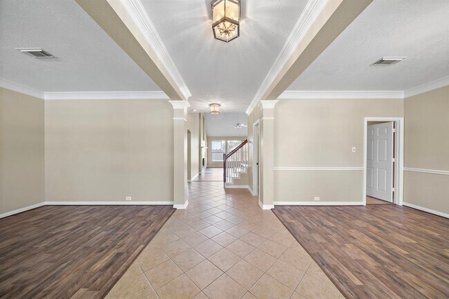 Foto del edificio - 19335 Lincoln Heights Ln