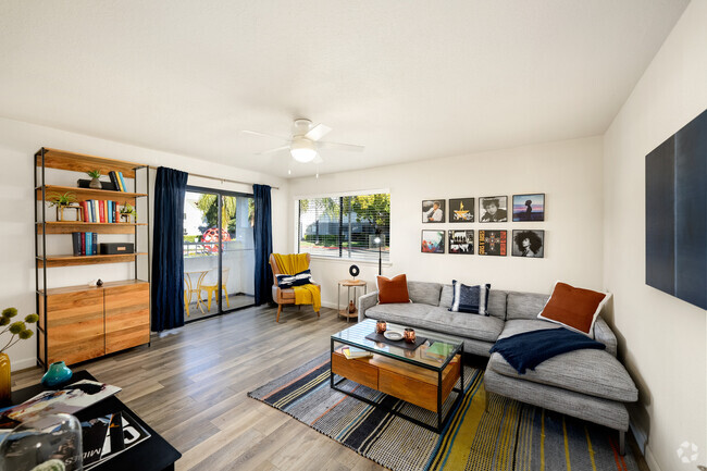 Building Photo - Montage at Fair Oaks