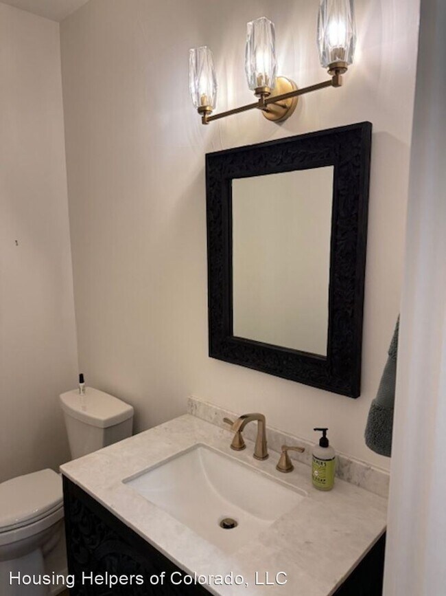 Building Photo - 4 br, 4.5 bath House - 1272 Fletcher Drive