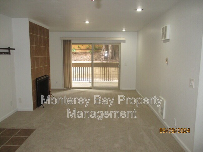 Building Photo - 3103 Golden Oaks Lane