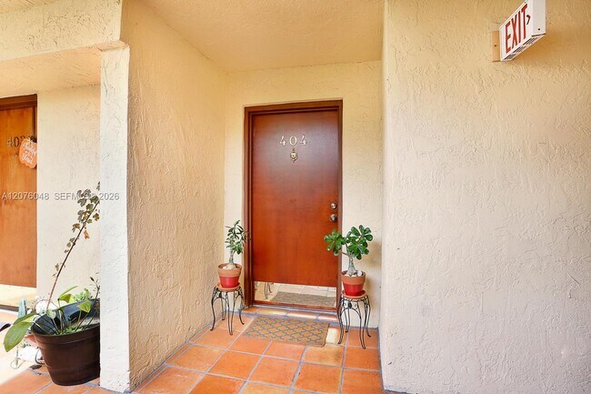 Building Photo - 9280 SW 123rd Ct