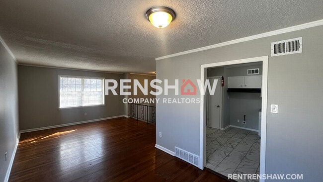 Building Photo - 2547 Courtney Dr