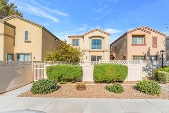 Building Photo - 6434 N Buttercup Creek St