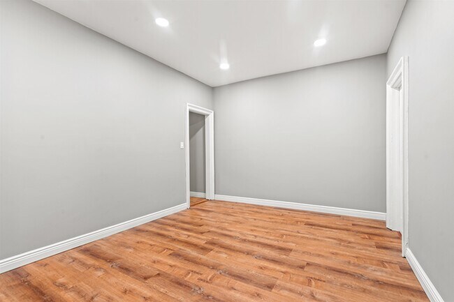 Foto del edificio - 311 79th St