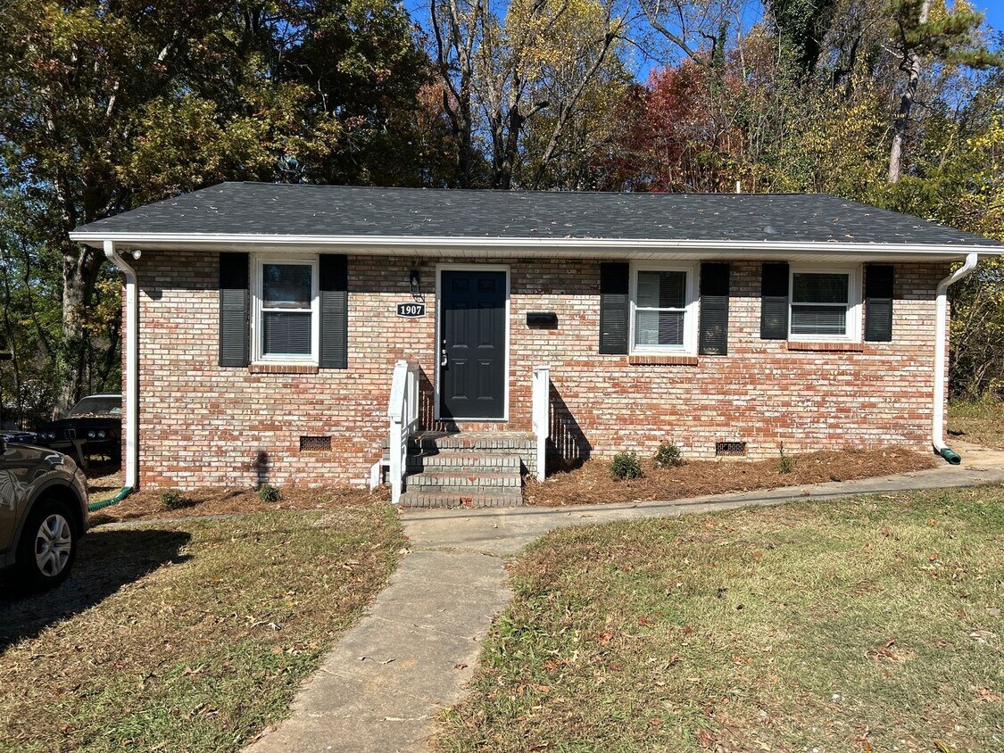 Photo - 1907 NE 26th St (Winston-Salem, NC)