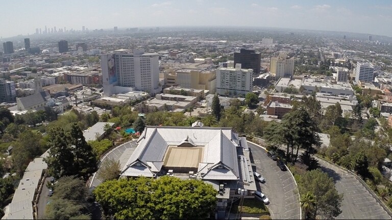 Foto del edificio - 1999 N Sycamore Ave