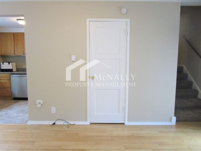 Foto del edificio - 2 Bedroom 1 Bathroom Townhome in Downtown ...