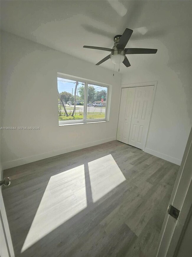 Foto del edificio - 919 NW 13th St