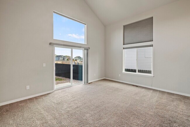 Building Photo - 9973 Castor Dr