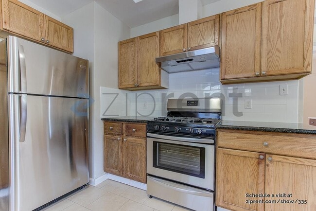 Foto del edificio - 4020 Edwards Ave