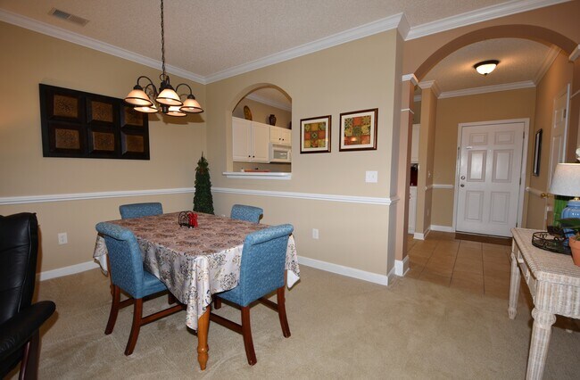 Building Photo - 6203 Catalina Dr
