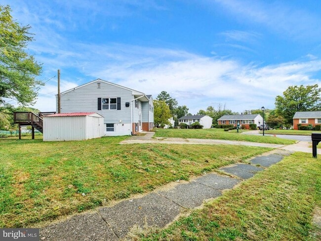 Building Photo - 4001 Starbrook Rd