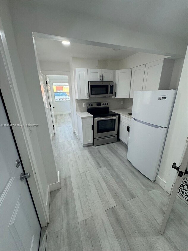 Foto principal - 720 NW 56th St