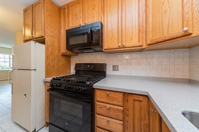 Foto del edificio - 31 Lake Shore Ct