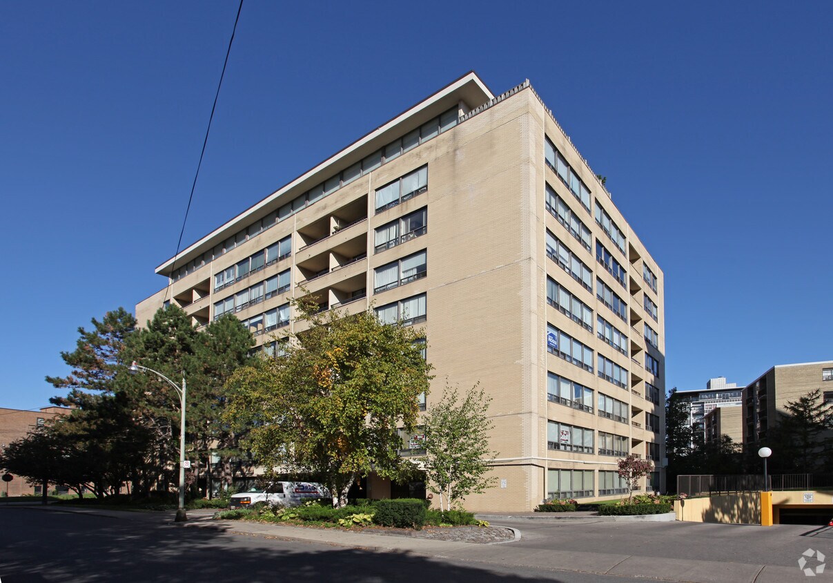 Primary Photo - Shallmar Apartments