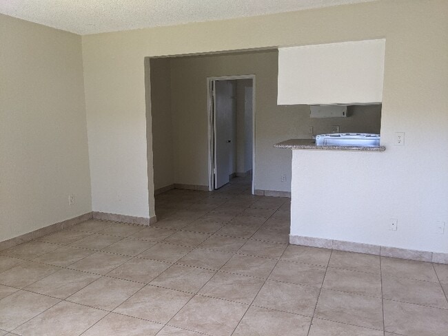 Photo - 144 W 42nd St Apartment