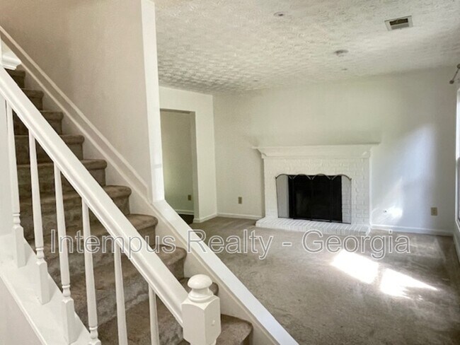 Foto del edificio - 10440 Virginia Pine Ln