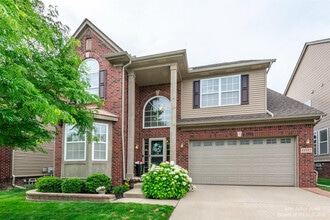 Building Photo - 51152 E Bourne Terrace