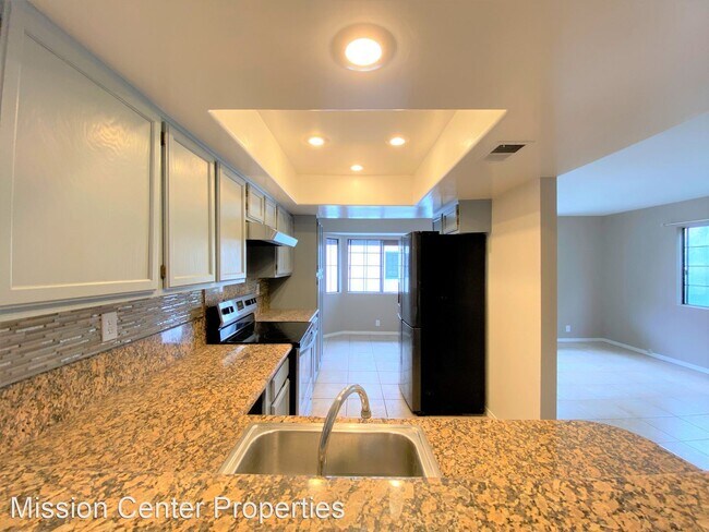 Building Photo - 2 br, 2.5 bath House - 3440 Mission Mesa Way