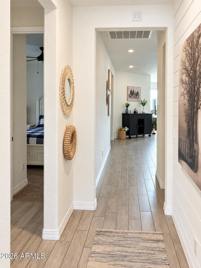 Foto del edificio - 8365 S 165th Ave