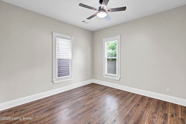 Foto del edificio - 1426 S Brook St