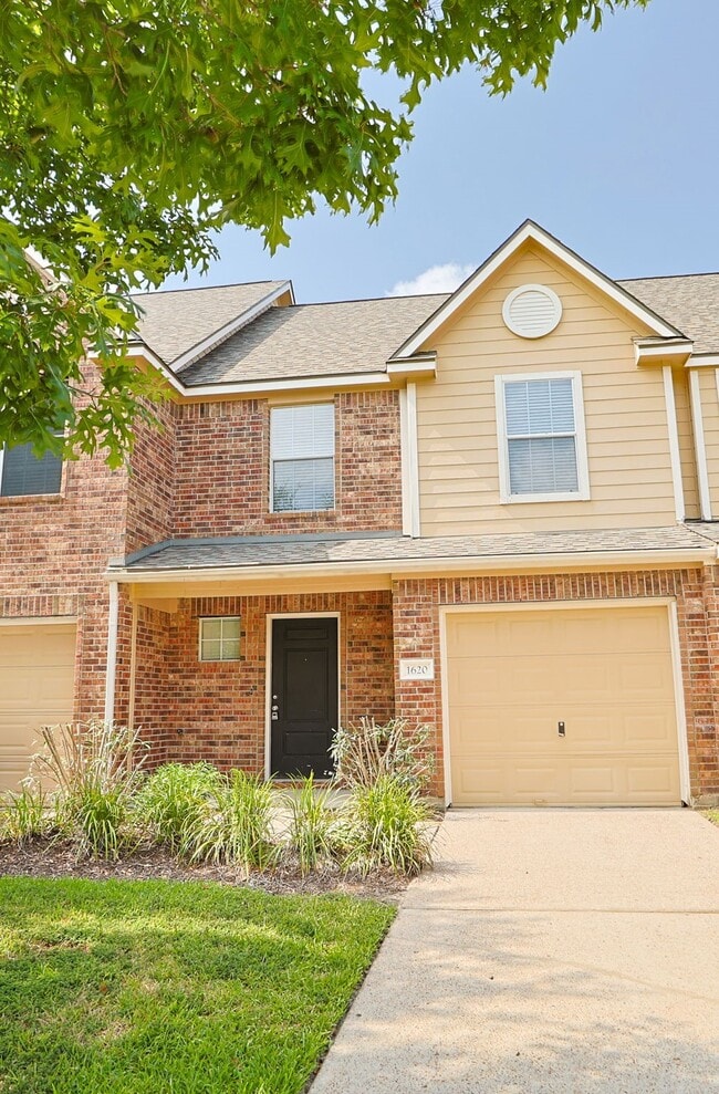 Building Photo - 1620 Grable Cove Ln