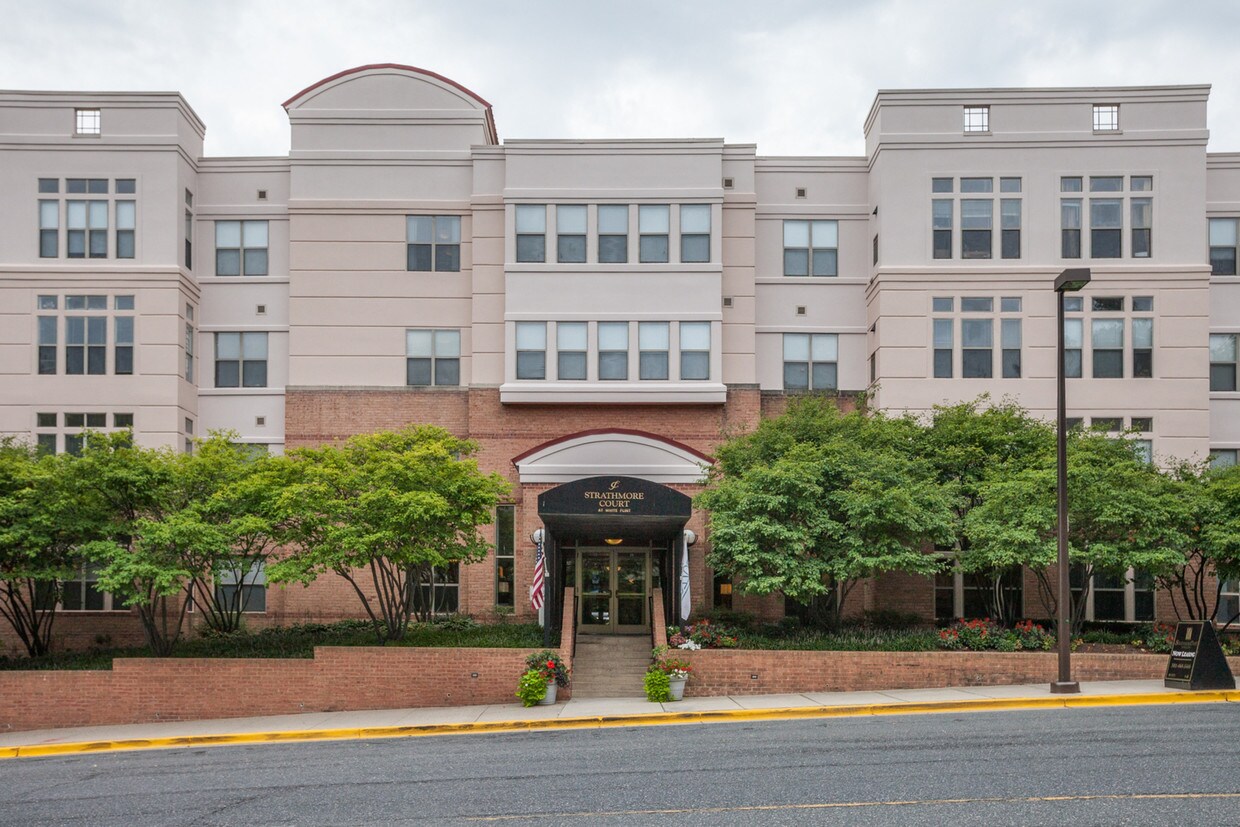 Strathmore Court at White Flint Rentals Rockville, MD