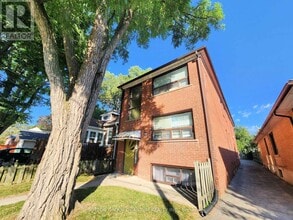 Building Photo - 122-122 Newcastle St