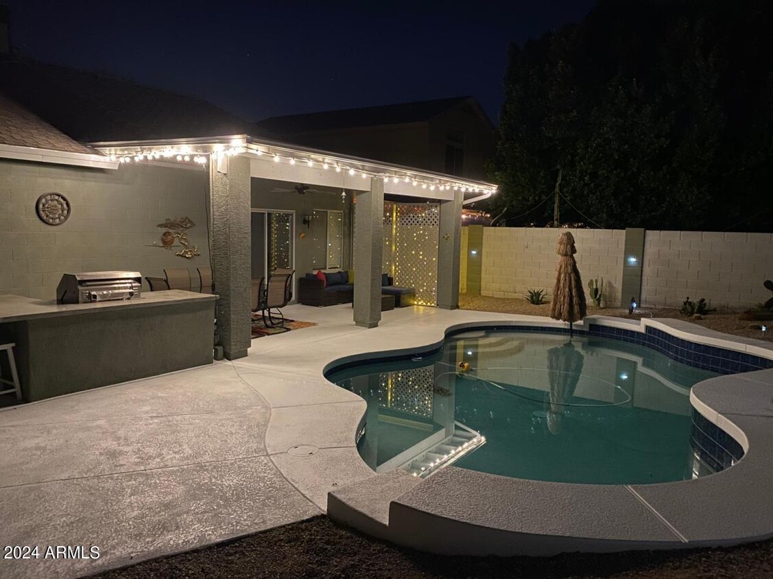 Foto principal - 2112 E Helena Dr