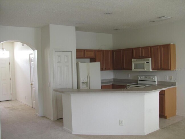 Building Photo - 571 Shoreham Ct NE