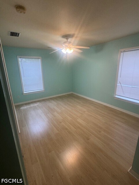 Foto del edificio - 722 SW 35th St