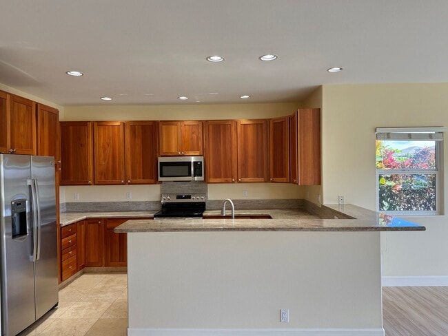 Building Photo - Newly Upgraded 4 Bedroom / 3 Bathroom Home in Waiolani Mauka!