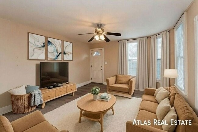 Foto del edificio - 1914 E Monument St