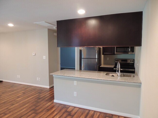 Photo - 5333 Richmond Ave. Apartment